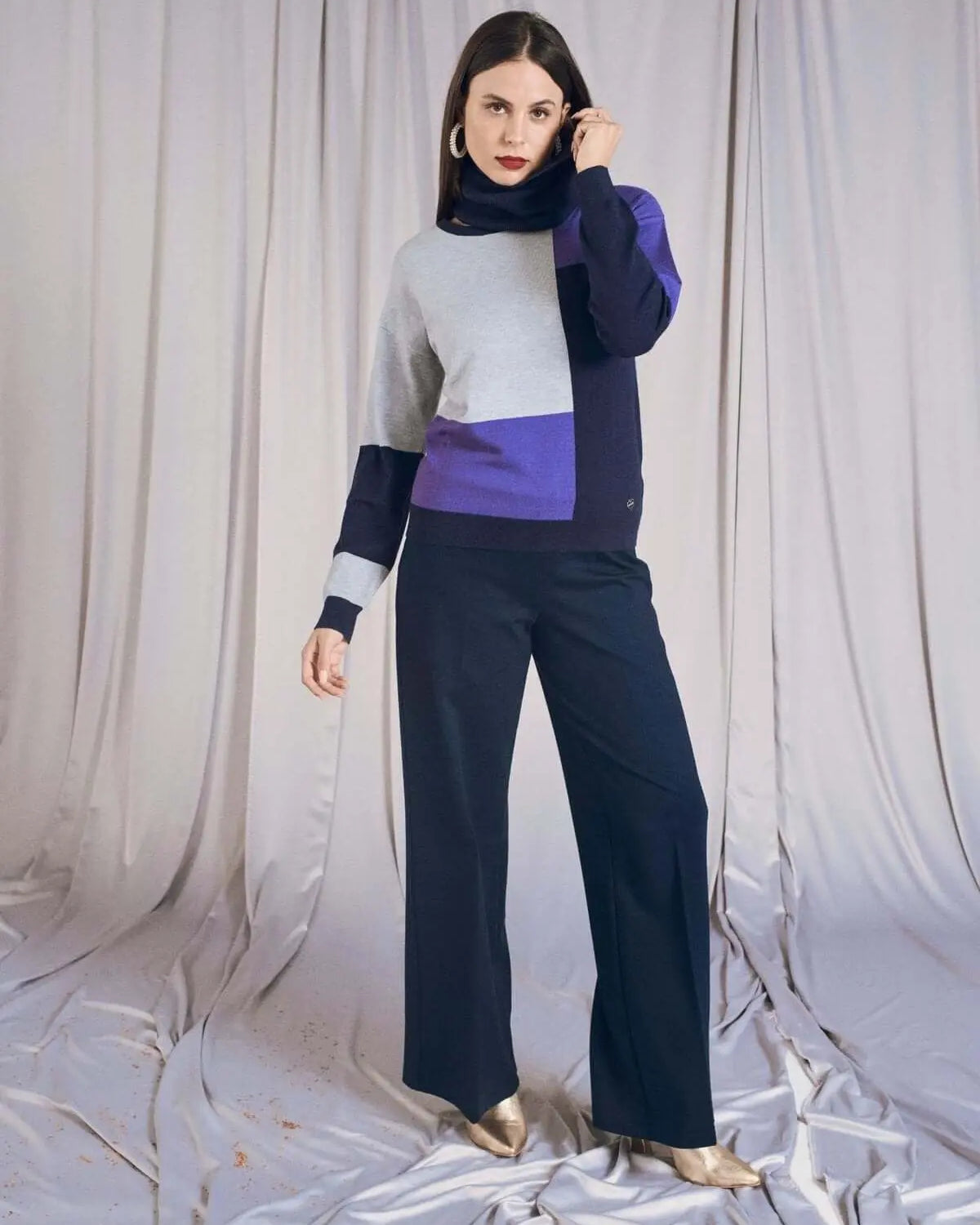 Maglia a optical con collo alto removibile BLU DORABELLA