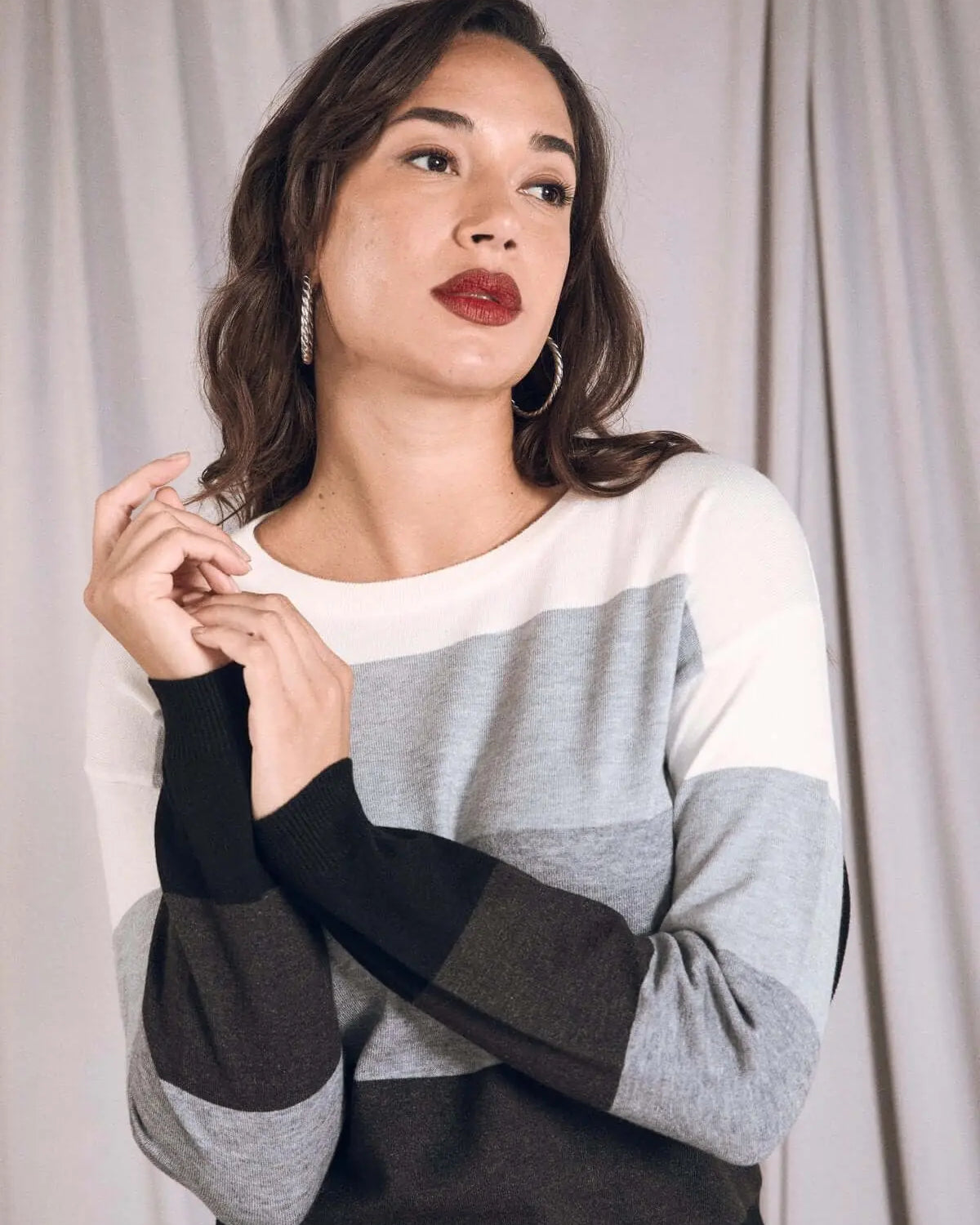 Maglia a righe con collo alto removibile NERO DORABELLA