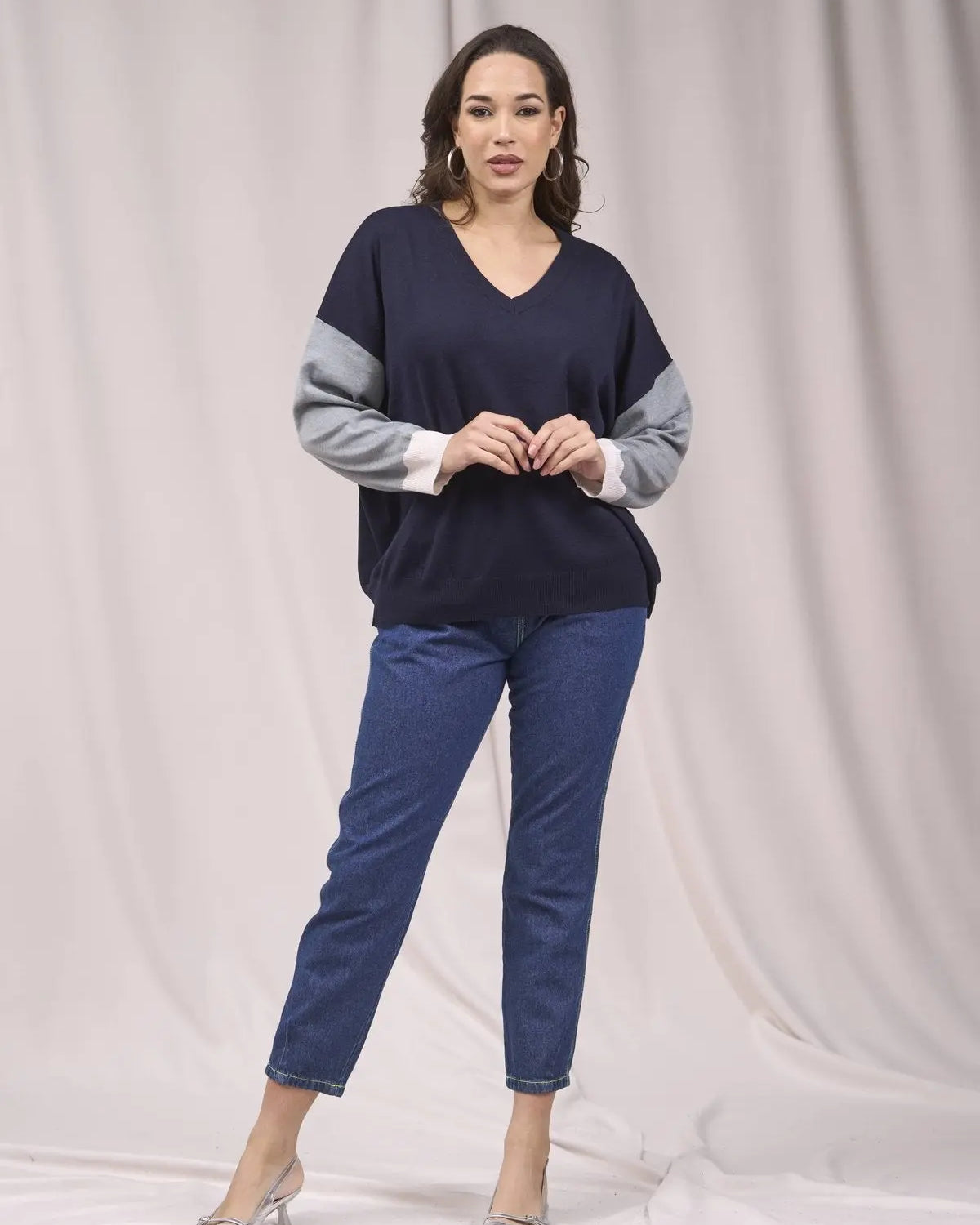 Maglia a scollo a V con inserti a contrasto BLU IRONICA