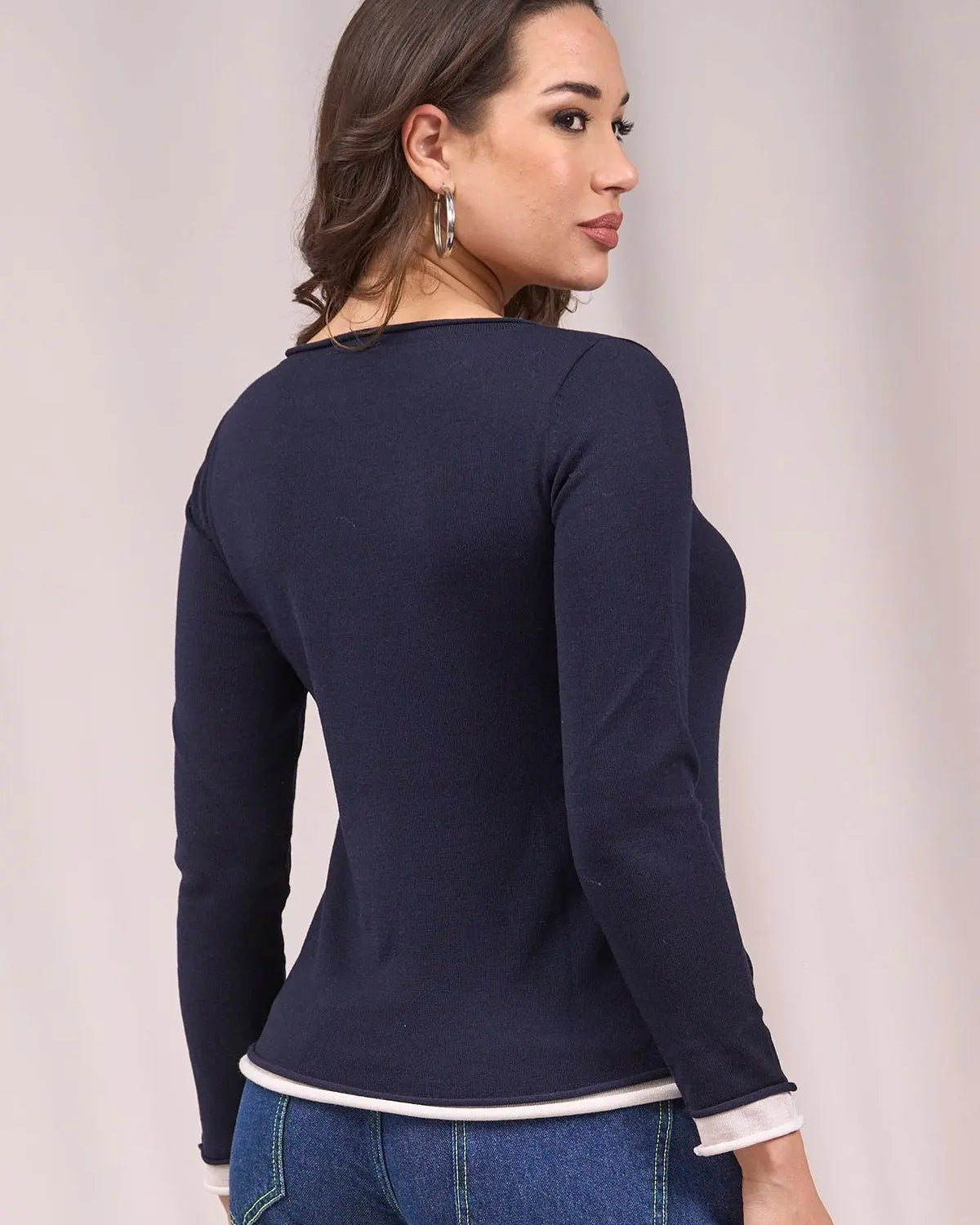 Maglia bicolor girocollo con orli a taglio vivo BLU IRONICA