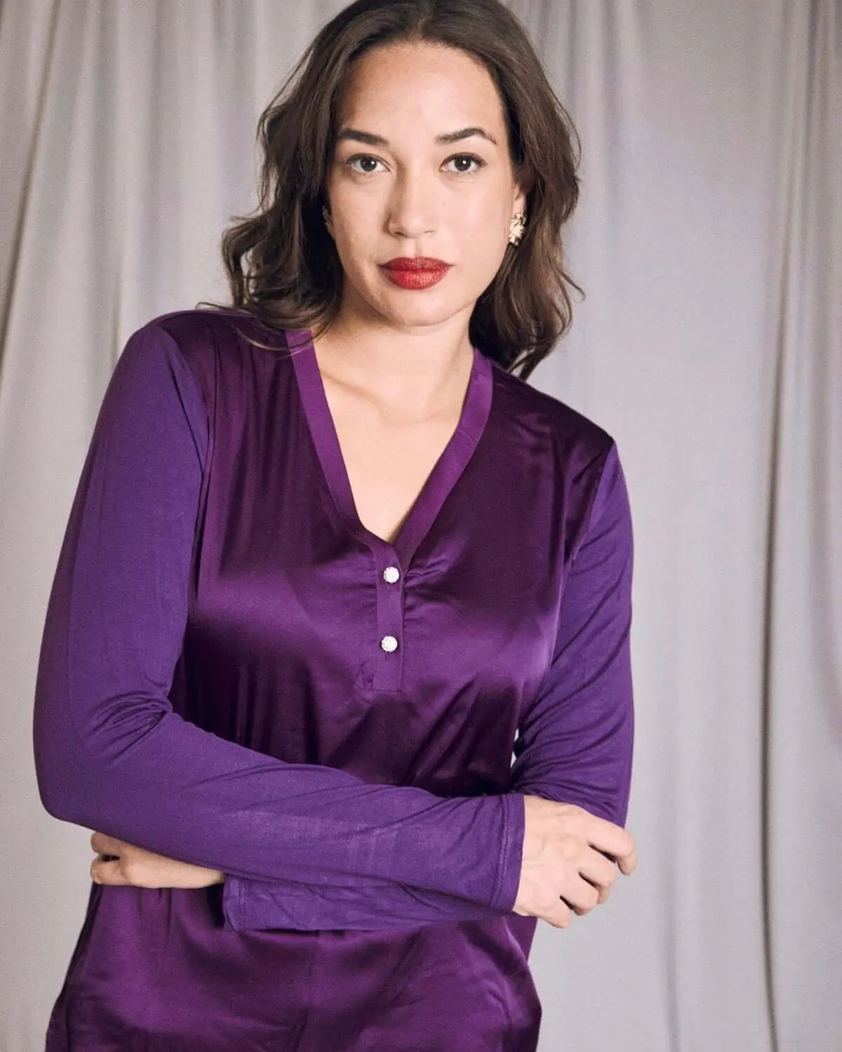 Maglia bimaterica a scollo a V con bottoni PRUGNA DORABELLA