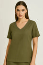 Maglia con a mezze maniche con passamaneria sullo scollo a V DORABELLA