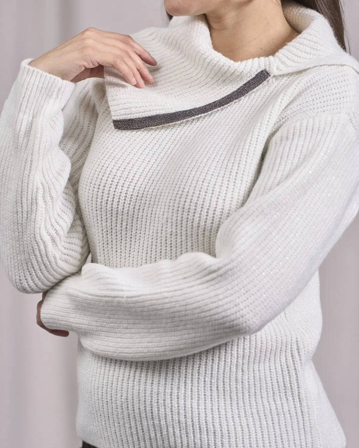 Maglia con collo alto asimmetrico e passamaneria OFF WHITE IRONICA