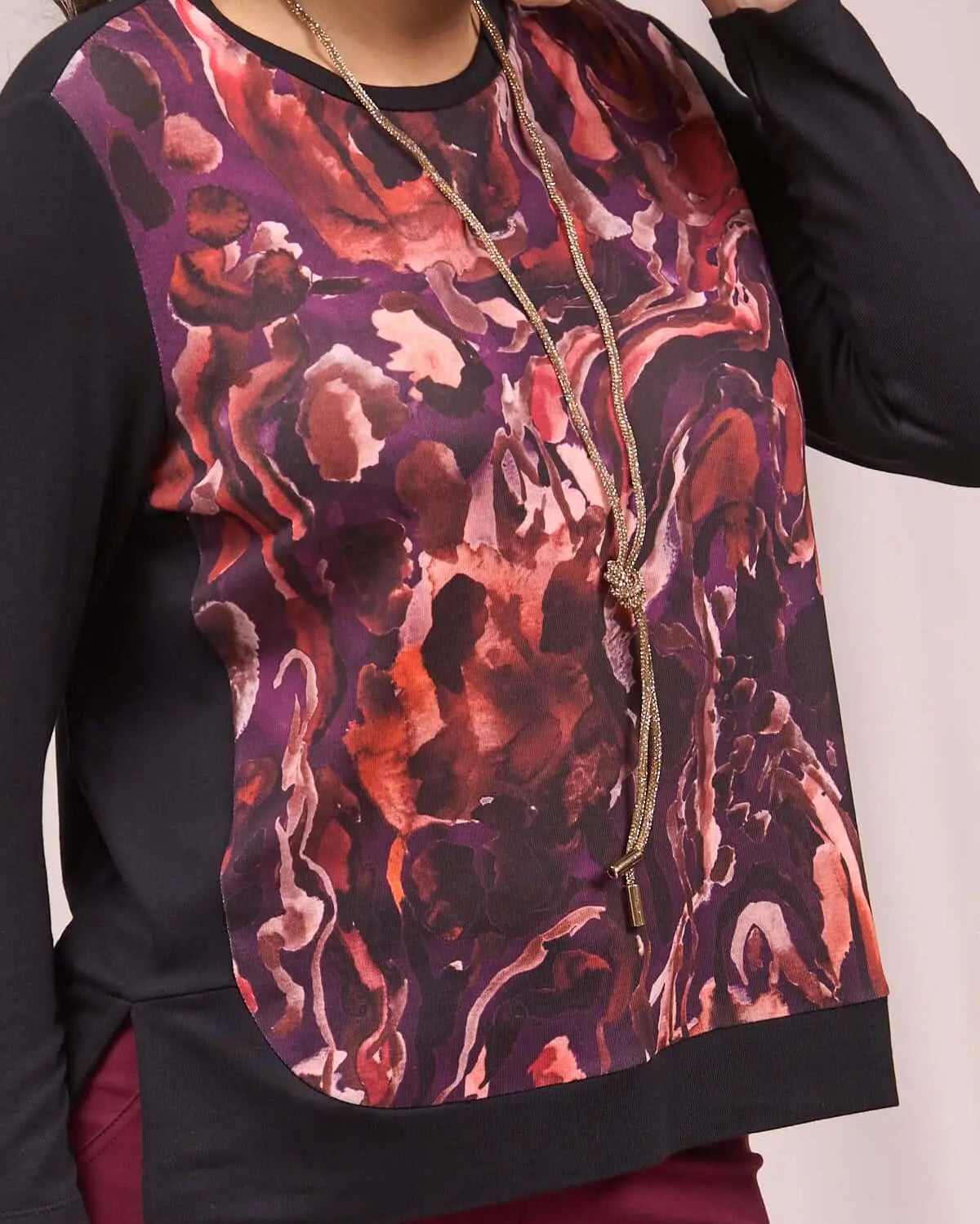 Maglia con fantasia frontale e spacchi MELANZANA DORABELLA