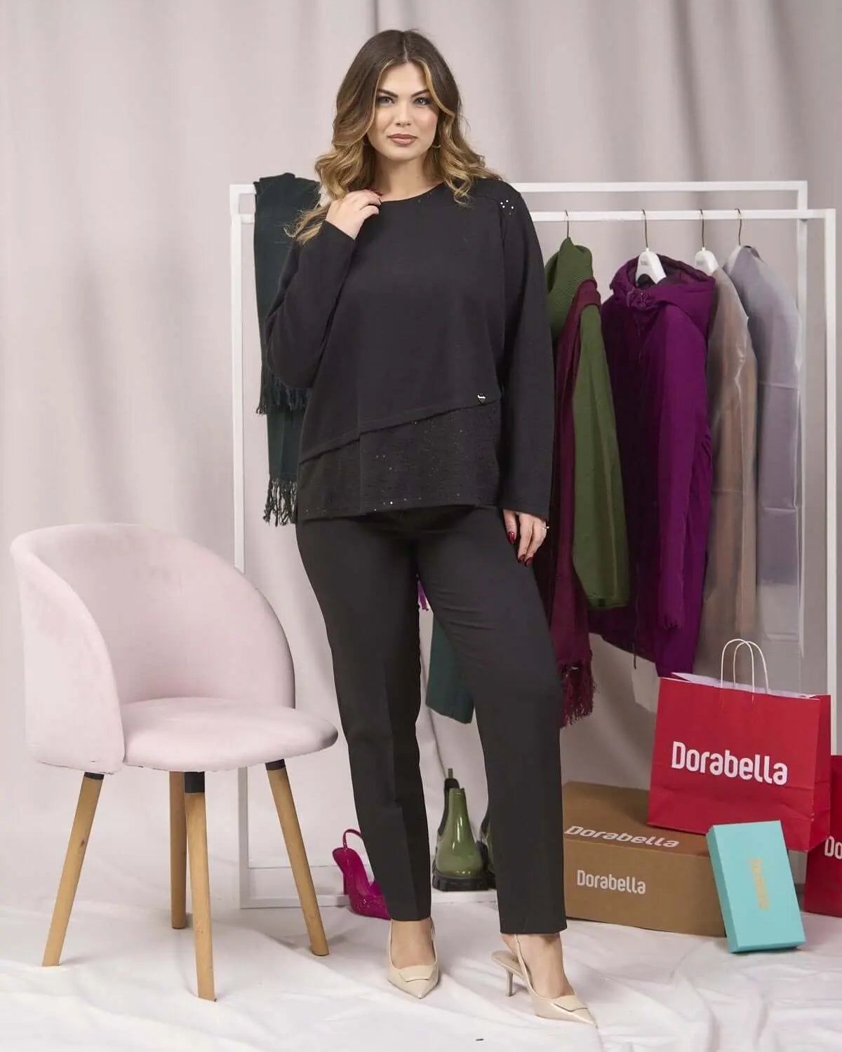 Maglia con inserti in tessuto ricamato paillettes NERO DORABELLA PIU' 47