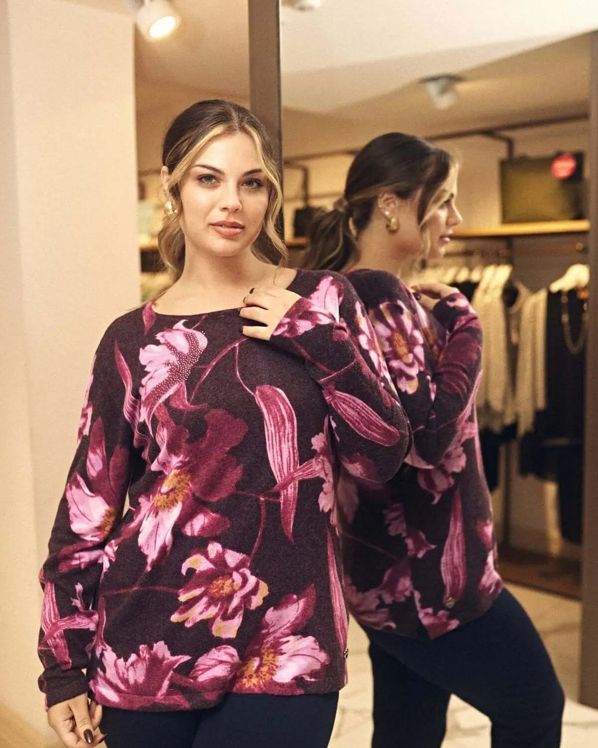 Maglia girocollo a fantasia floreale all over VIOLA DORABELLA PIU'