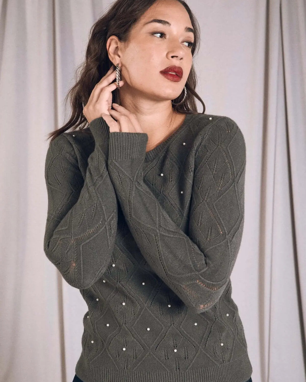 Maglia girocollo a motivo rombi e perle applicate PIOMBO DORABELLA