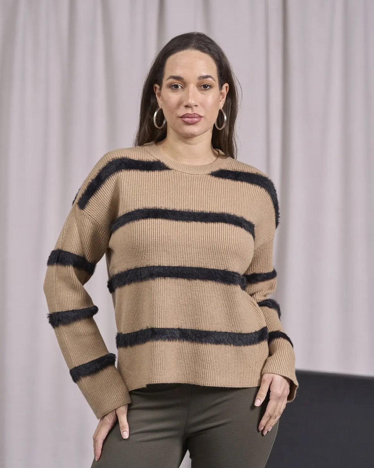 Maglia girocollo a righe con costine CAMMELLO DORABELLA