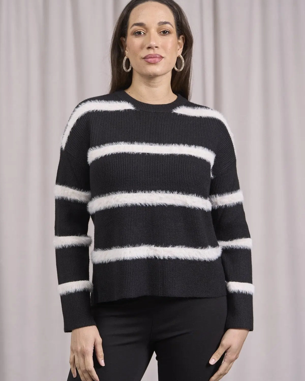 Maglia girocollo a righe con costine NERO DORABELLA