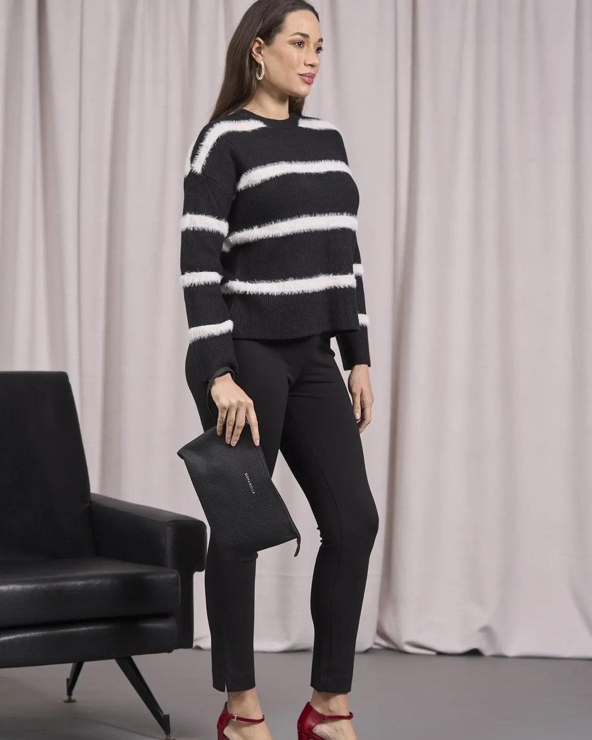 Maglia girocollo a righe con costine NERO DORABELLA