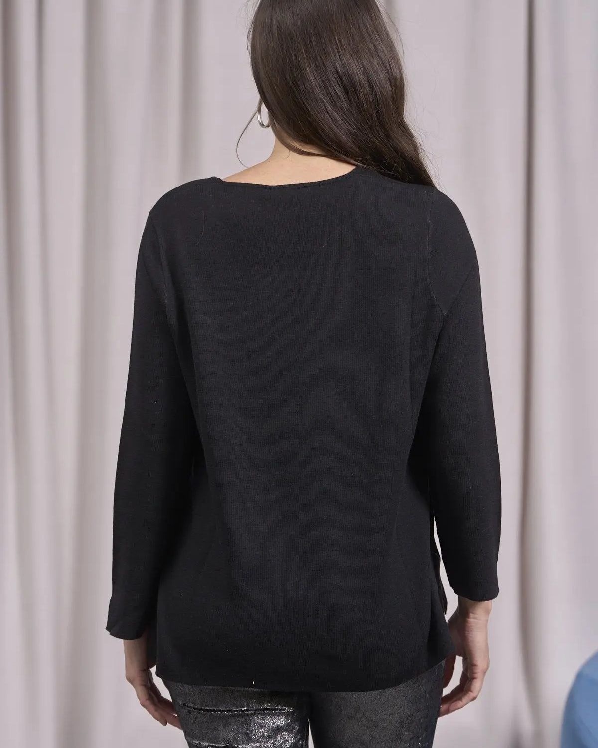 Maglia girocollo bicolor con spacchi NERO IRONICA