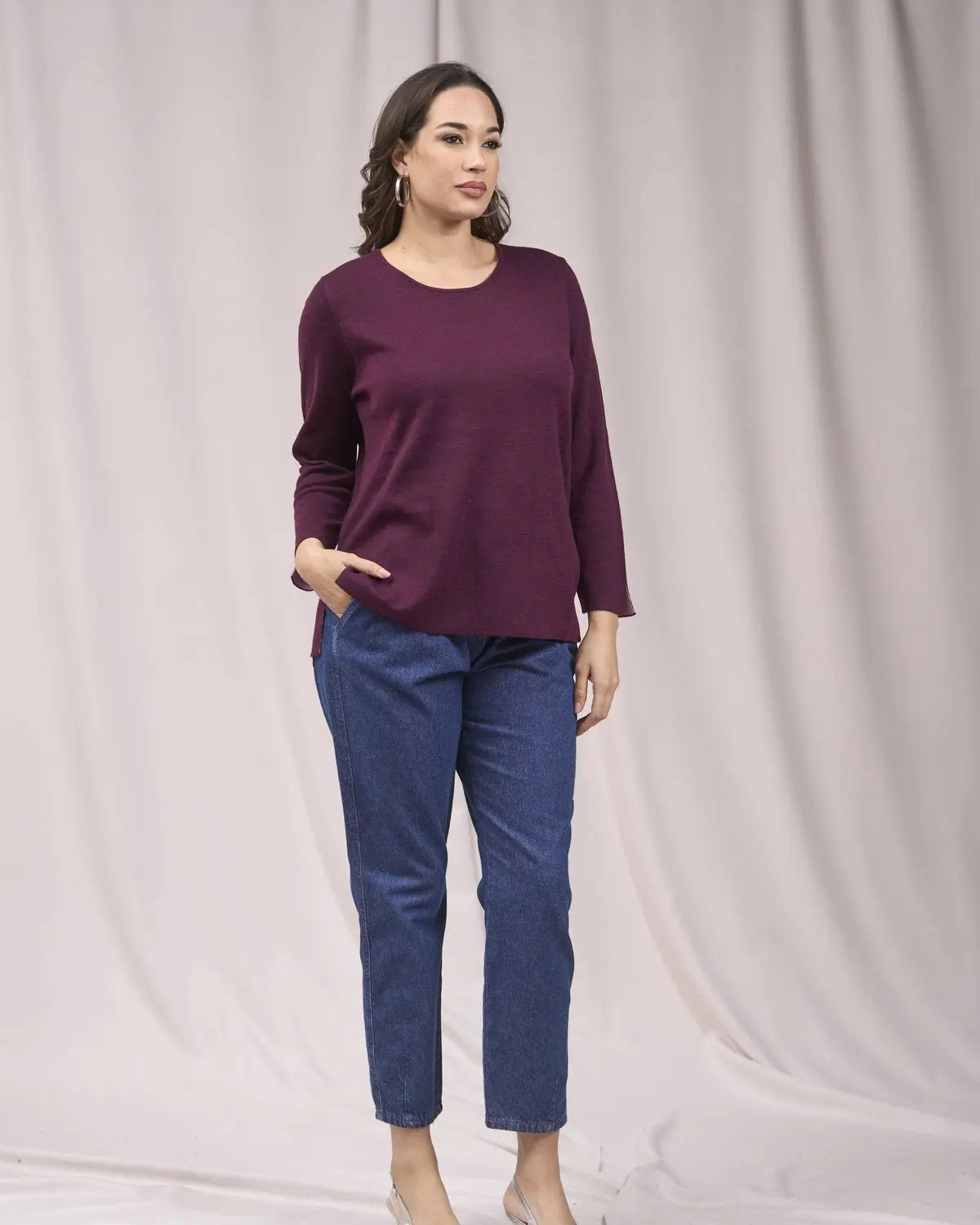 Maglia girocollo bicolor con spacchi VINO IRONICA