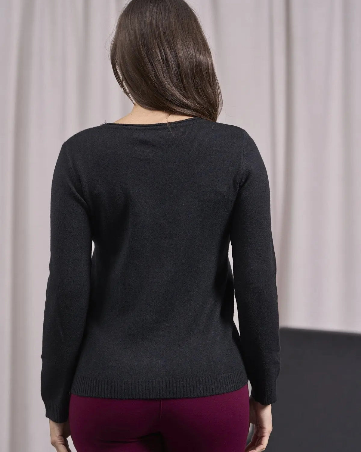 Maglia girocollo con applicazioni strass frontali NERO DORABELLA