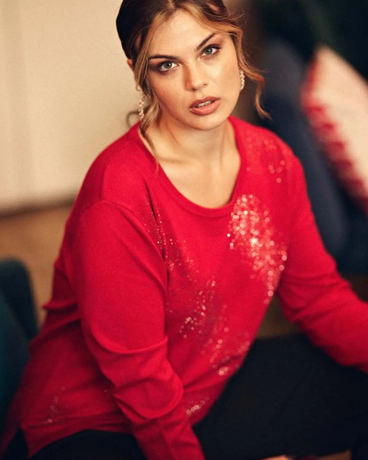 Maglia girocollo con applicazioni strass frontali RIBES DORABELLA PIU'