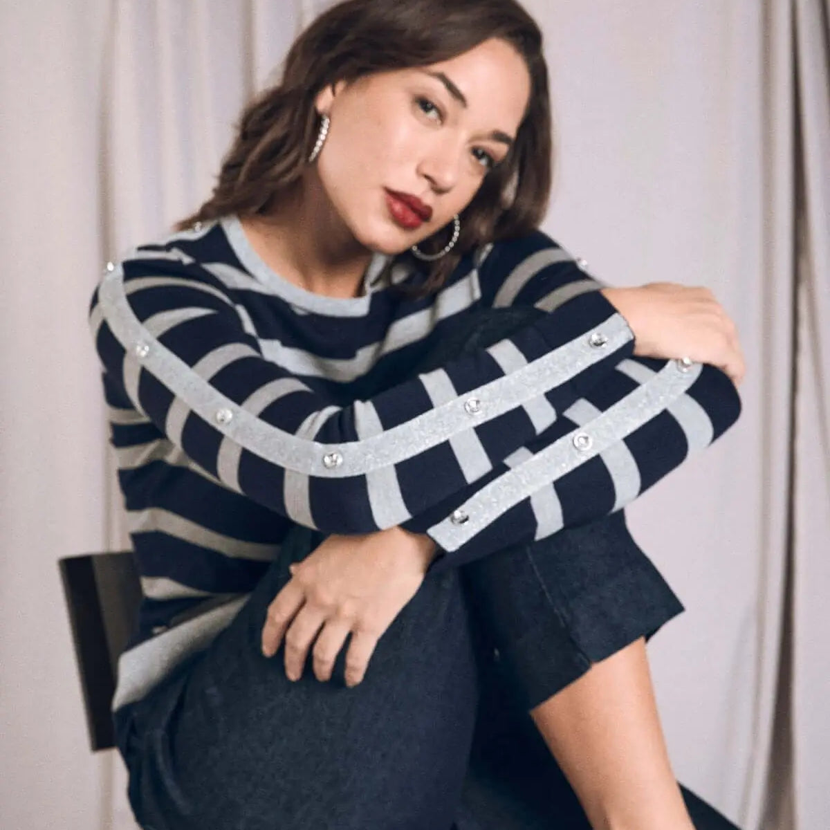 Maglia girocollo con bottoni alle maniche BLU DORABELLA