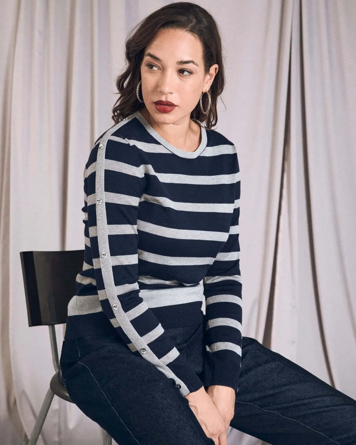 Maglia girocollo con bottoni alle maniche BLU DORABELLA