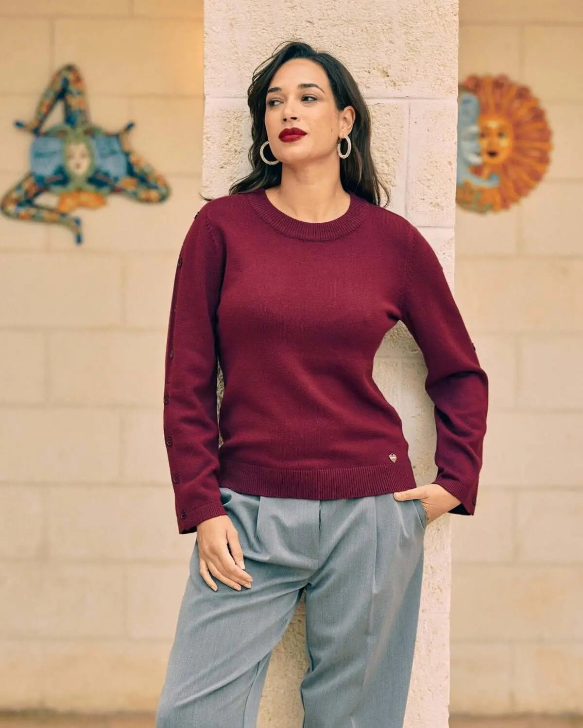 Maglia girocollo con bottoni decorativi BURGUNDY DORABELLA XL