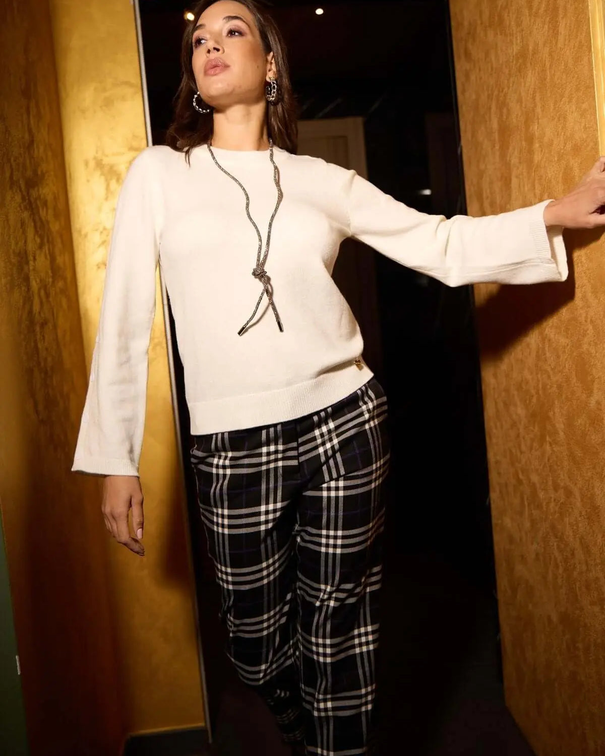 Maglia girocollo con bottoni decorativi OFF WHITE DORABELLA