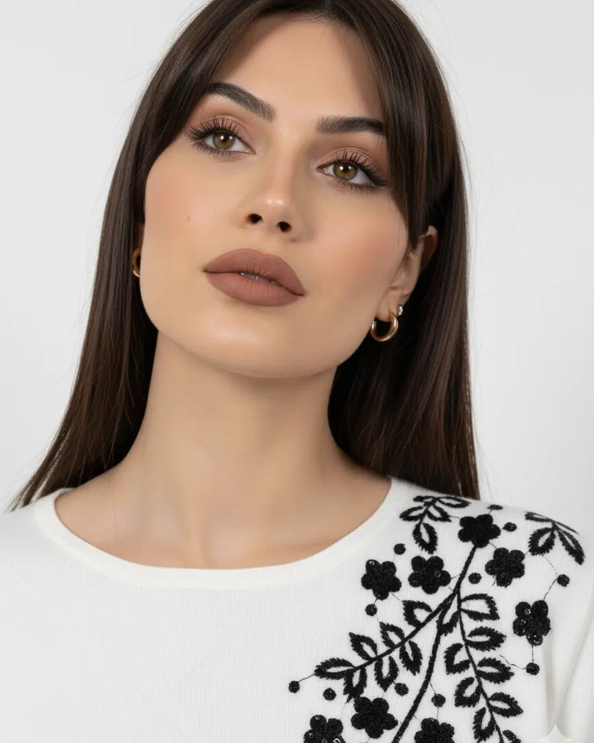 Maglia girocollo con ricamo in lurex DORABELLA