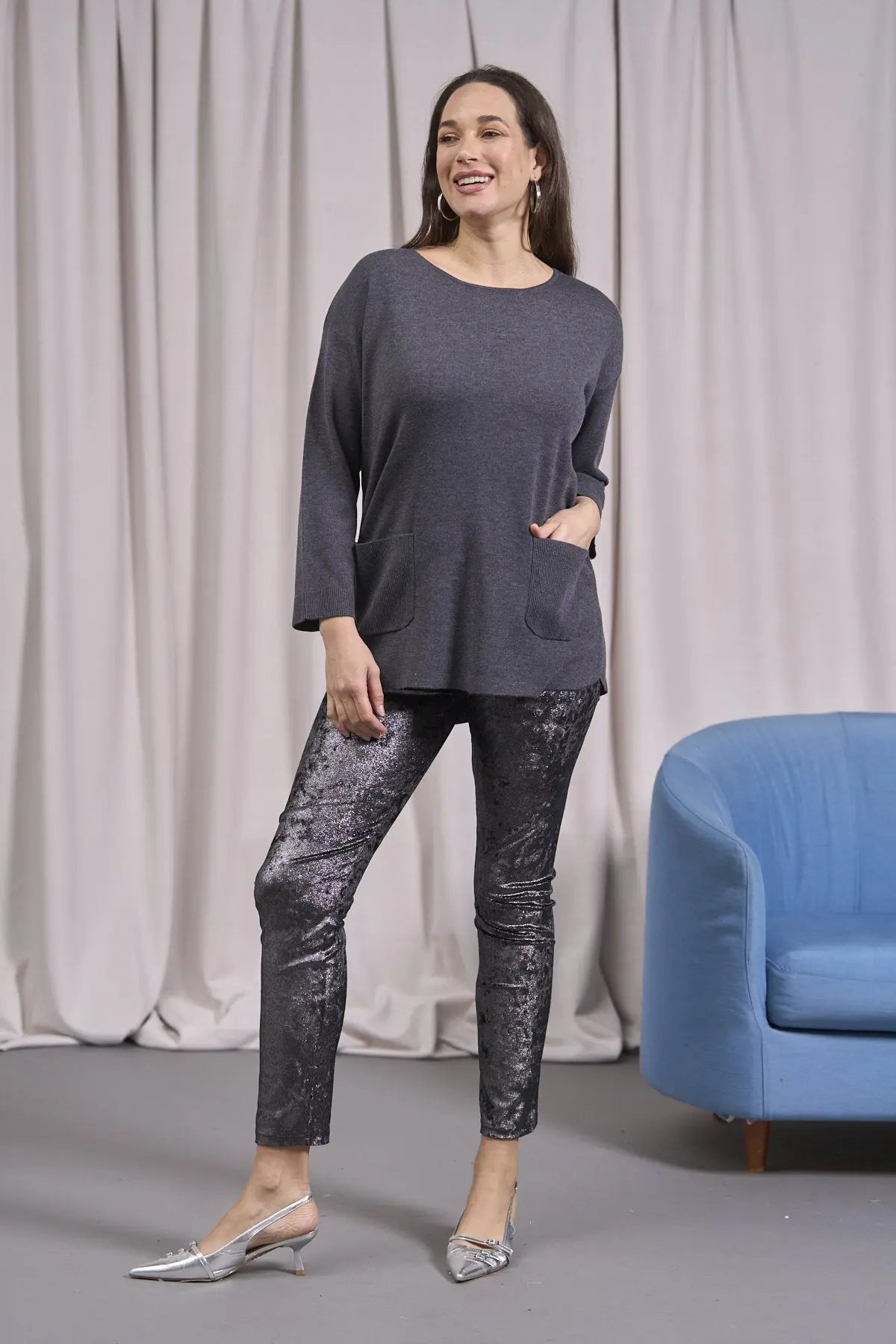 Maglia girocollo con tasche frontali ANTRACITE IRONICA