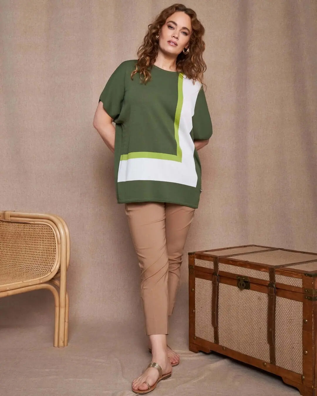 Maglia girocollo in filato di misto viscosa con motivo a righe color-block VERDE MILITARE DORABELLA PIU'