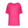 Maglia in filato di viscosa elasticizzata tinta unita con scollo rotondo e maniche kimono. FUXIA DORABELLA PIU' XXL