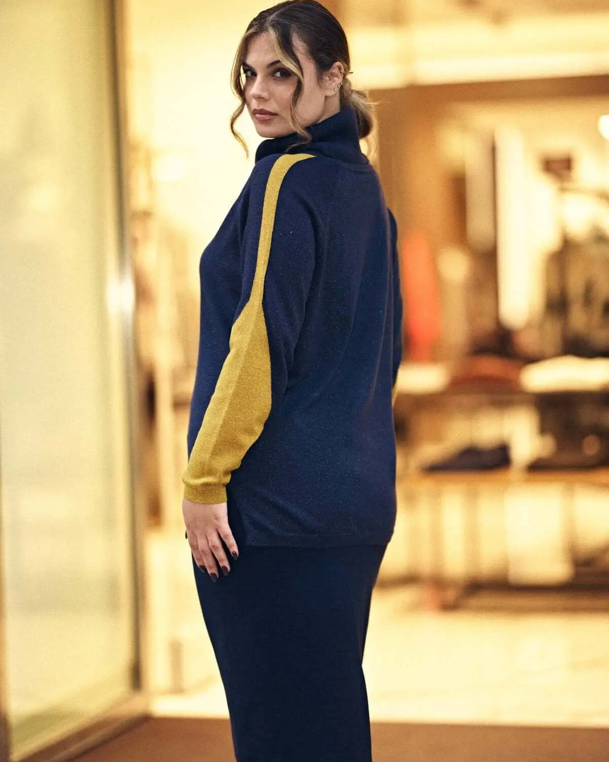 Maglia in lurex bicolor con collo removibile BLU DORABELLA PIU'