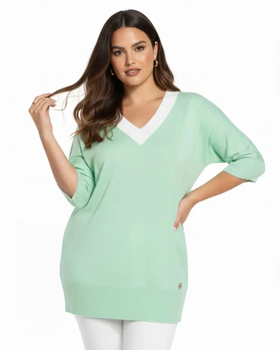 Maglia in viscosa con scollo V MENTA DORABELLA CURVY