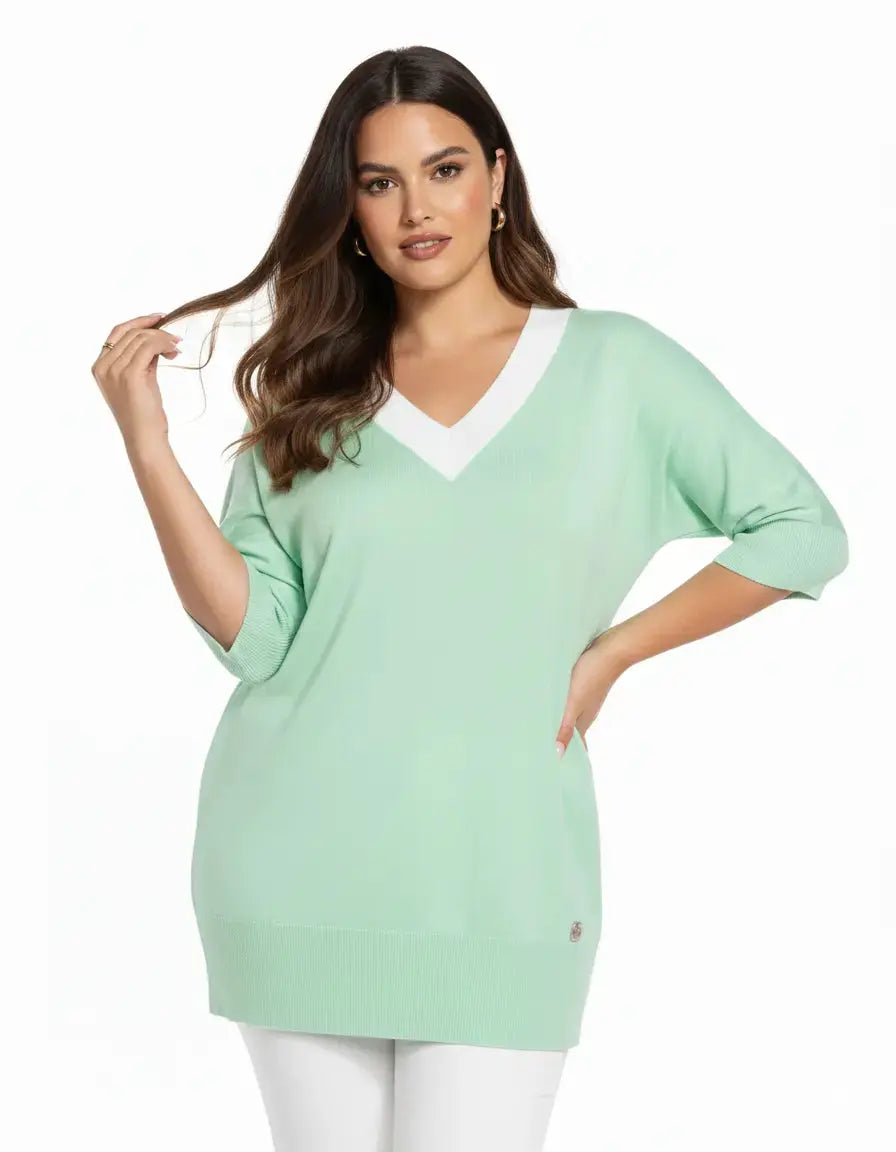 Maglia in viscosa con scollo V MENTA DORABELLA CURVY