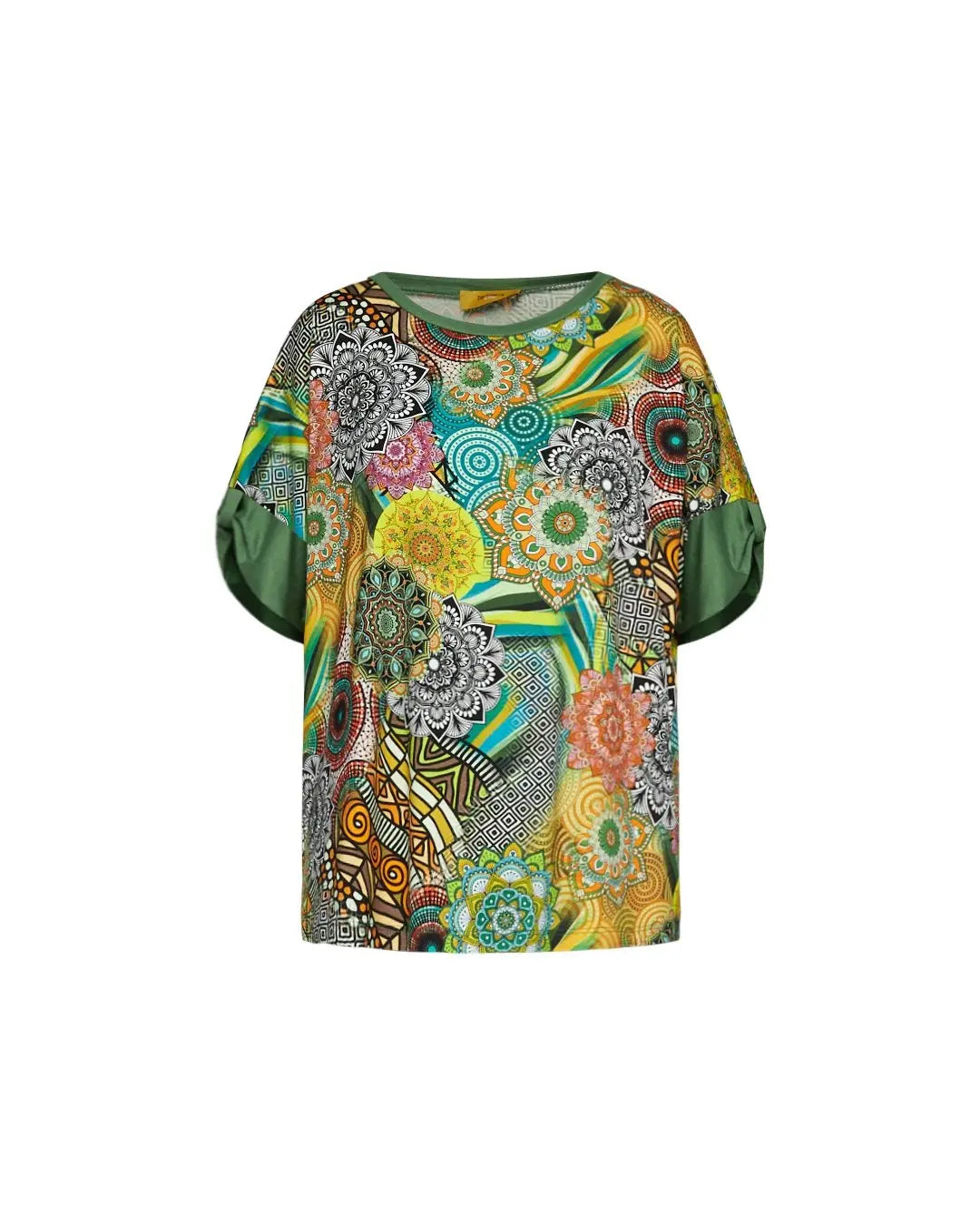 Maglia in viscosa elasticizzata con fantasia multicolore e bordi tinta unita sulle maniche kimono. VERDE DORABELLA PIU'