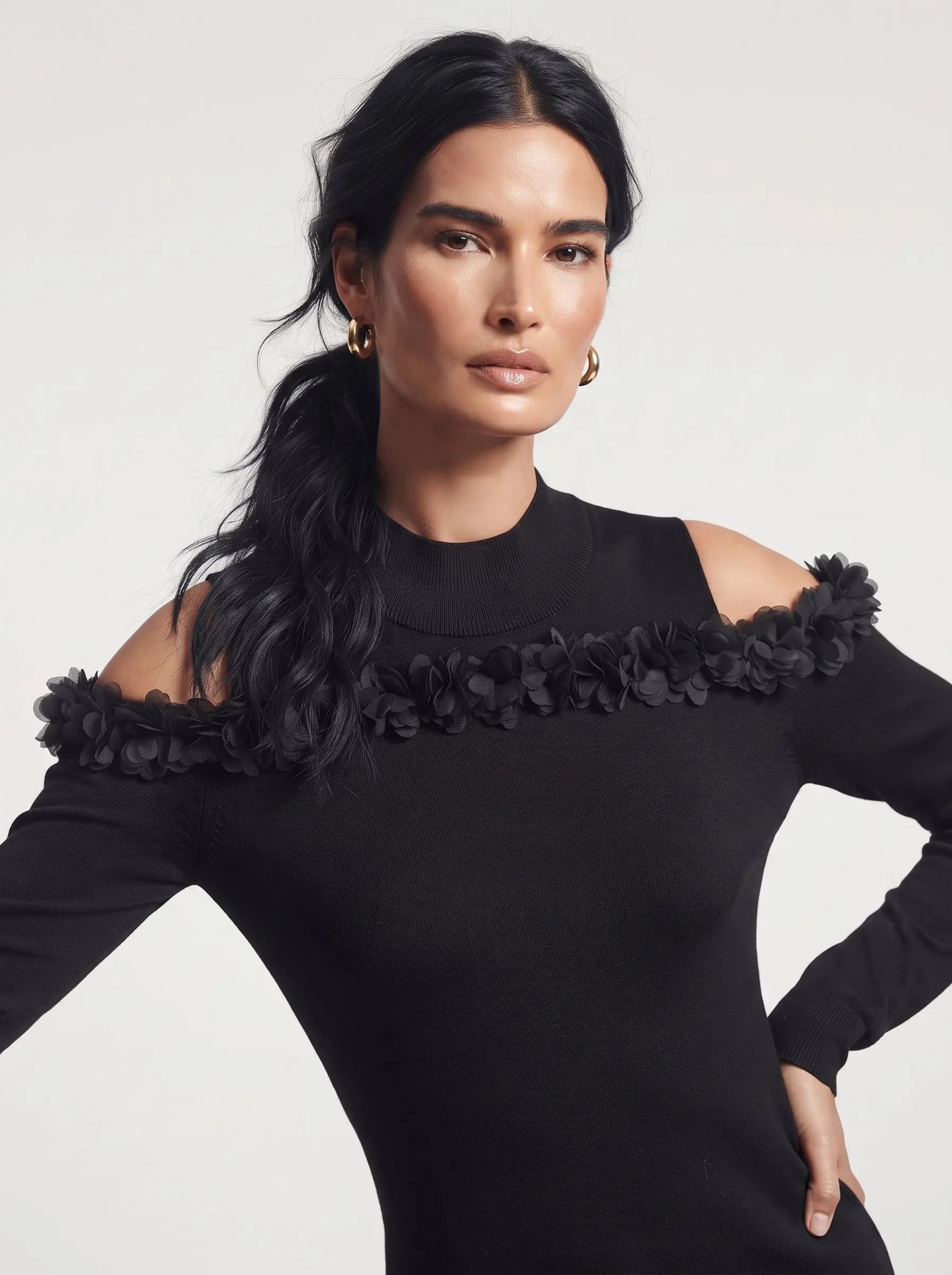 Maglia lupetto con applicazione floreale DORABELLA