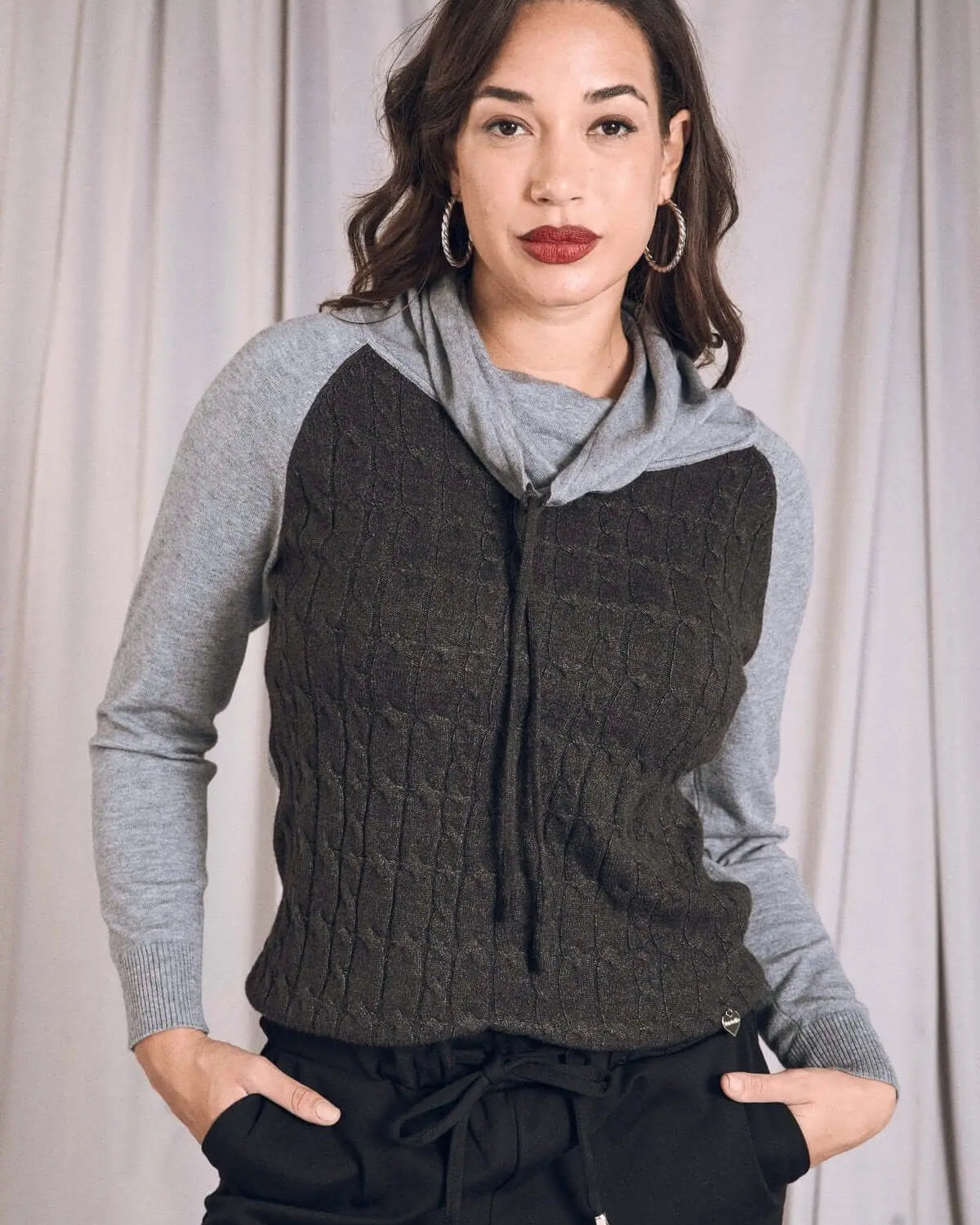 Maglia manica raglan con collo alto e coulisse ANTRACITE DORABELLA