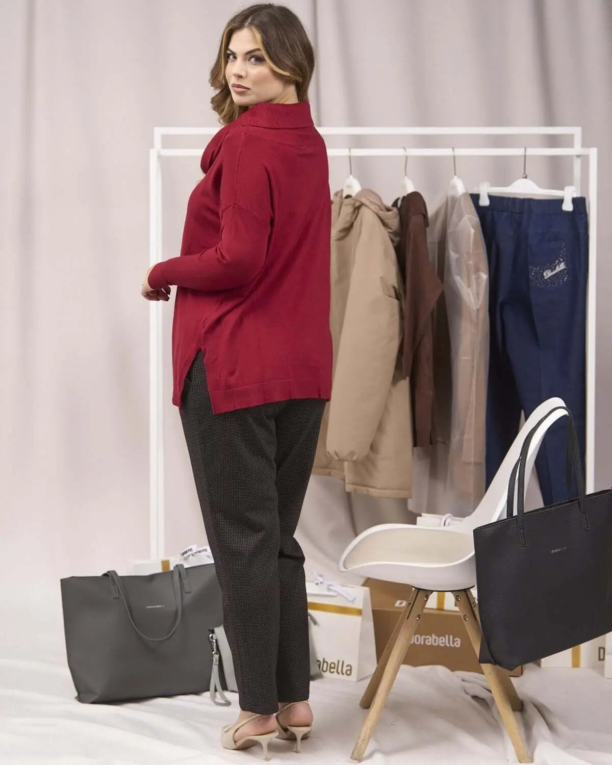 Maglia maxi con collo sciallato e spacchi BORDEAUX DORABELLA PIU'