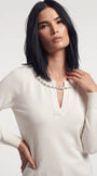 Maglia scollo a V con dettagli girocollo DORABELLA