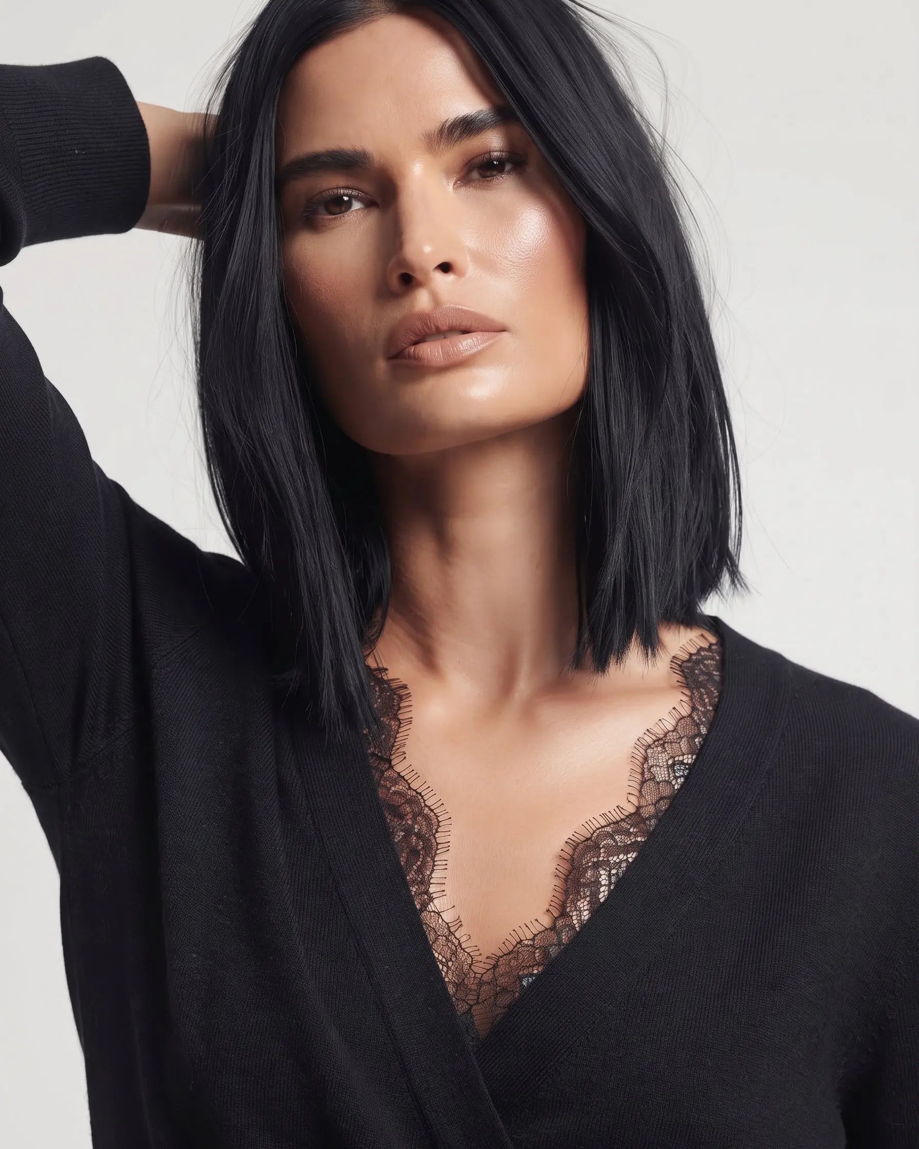 Maglia scollo a V con pizzo DORABELLA
