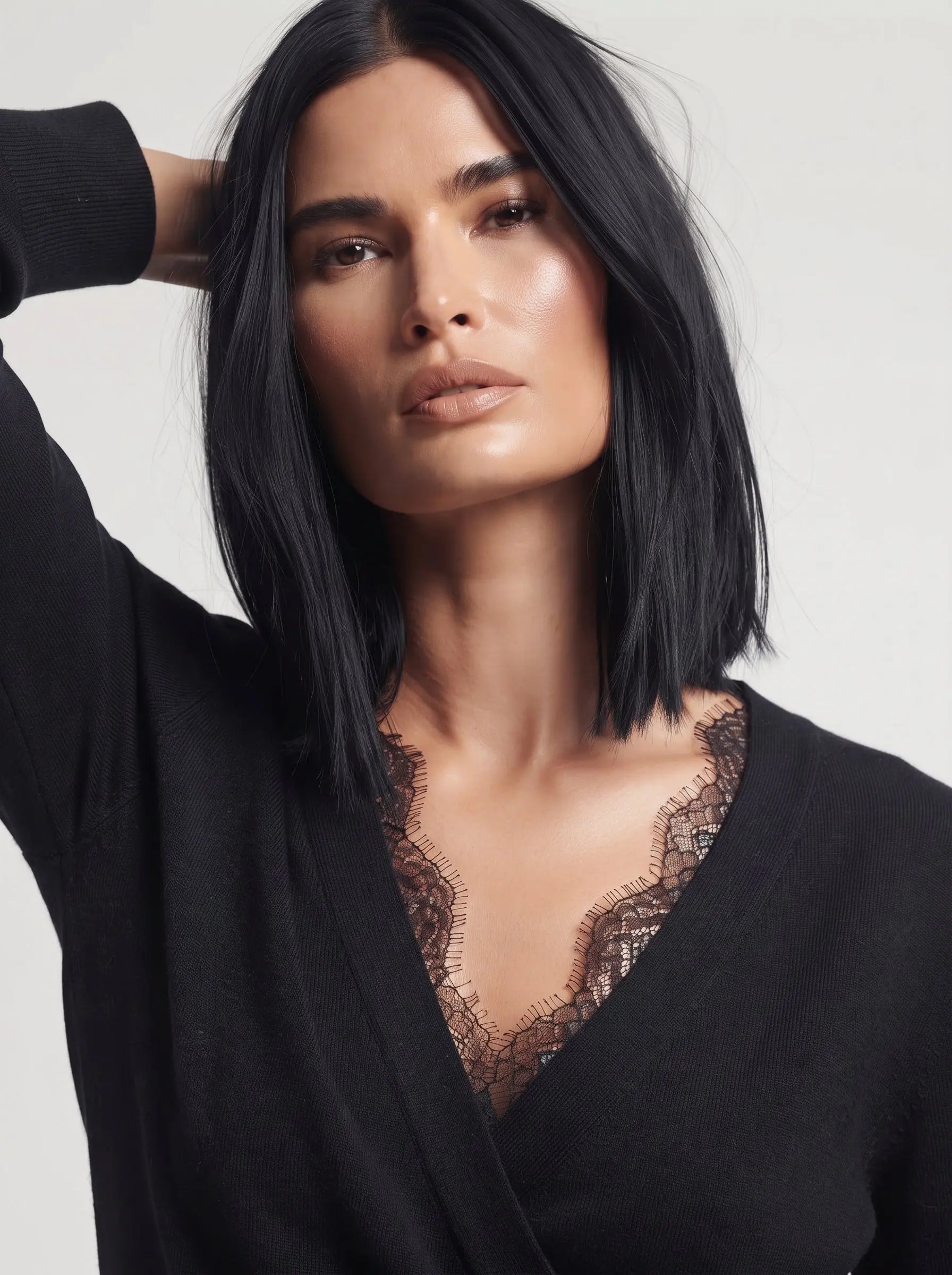 Maglia scollo a V con pizzo DORABELLA
