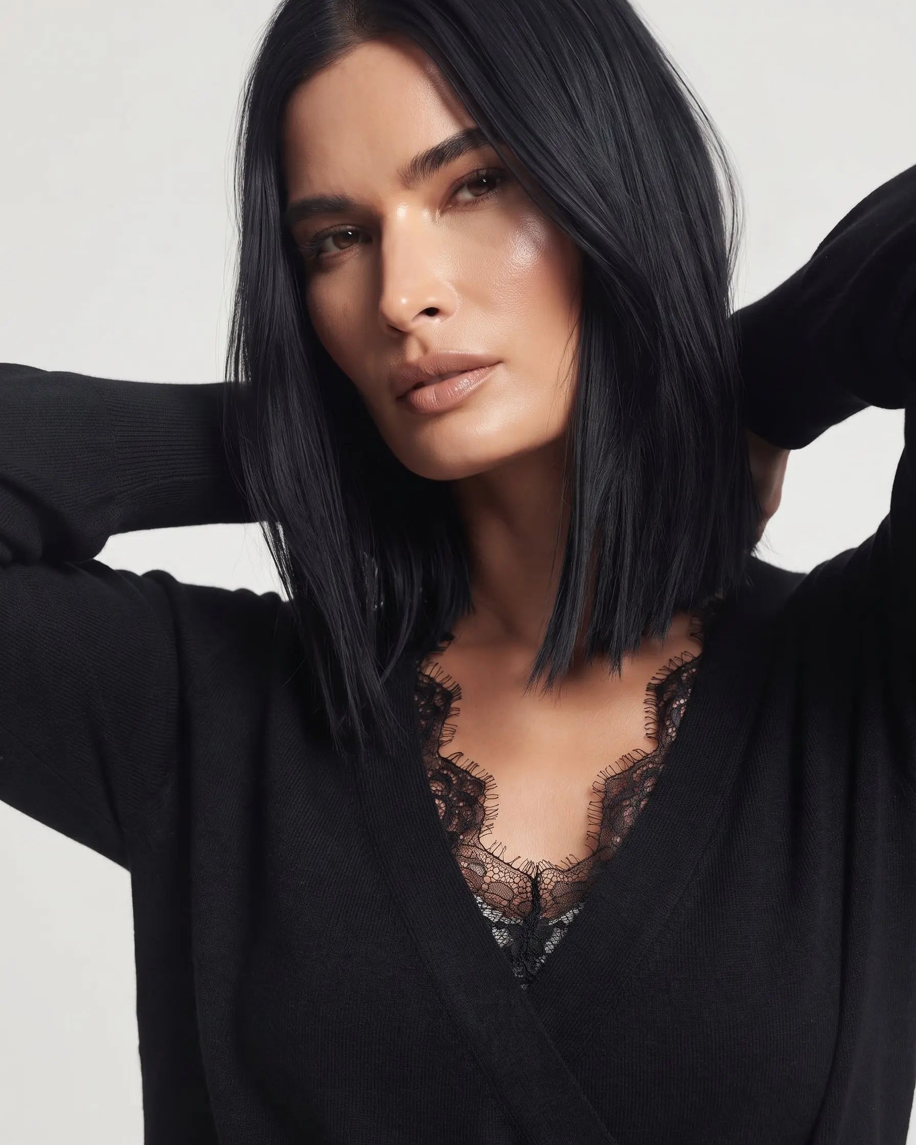 Maglia scollo a V con pizzo DORABELLA