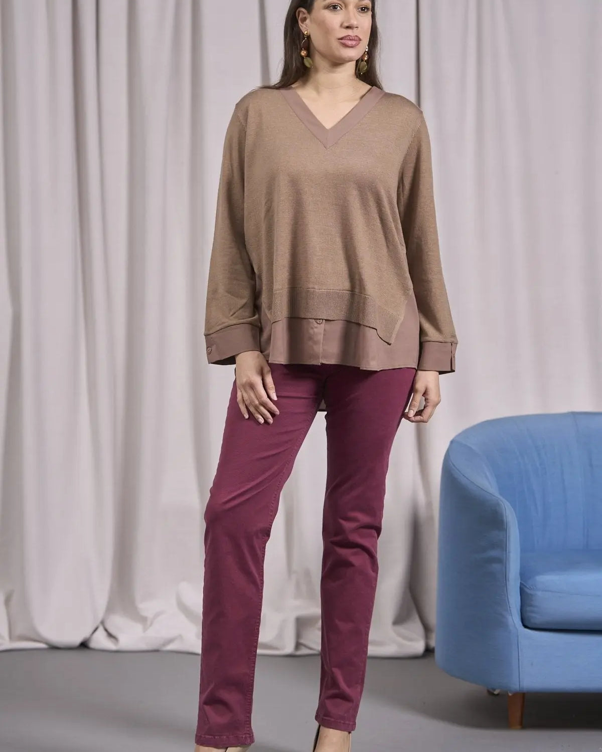 Maglia scollo a V con spacchi e inserti CAMMELLO IRONICA