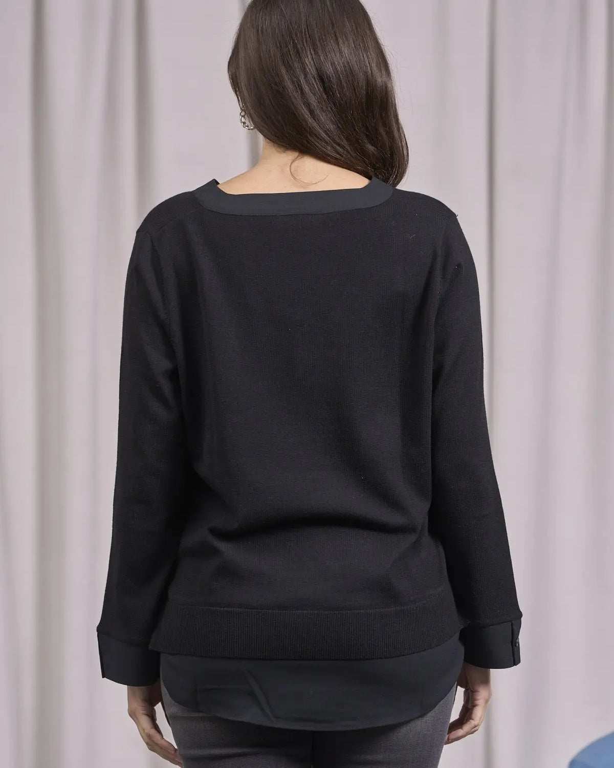 Maglia scollo a V con spacchi e inserti NERO IRONICA