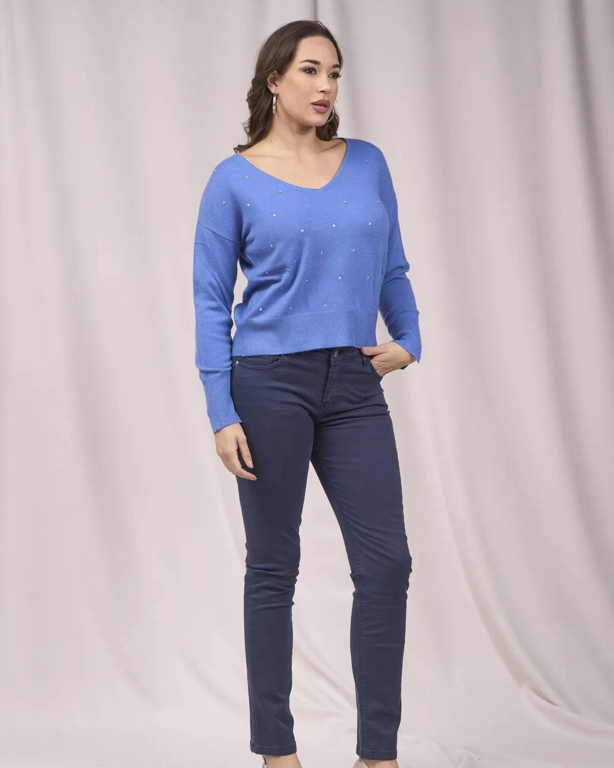 Maglia scollo a V con strass frontali e spacchetti CARTA DA ZUCCHERO IRONICA