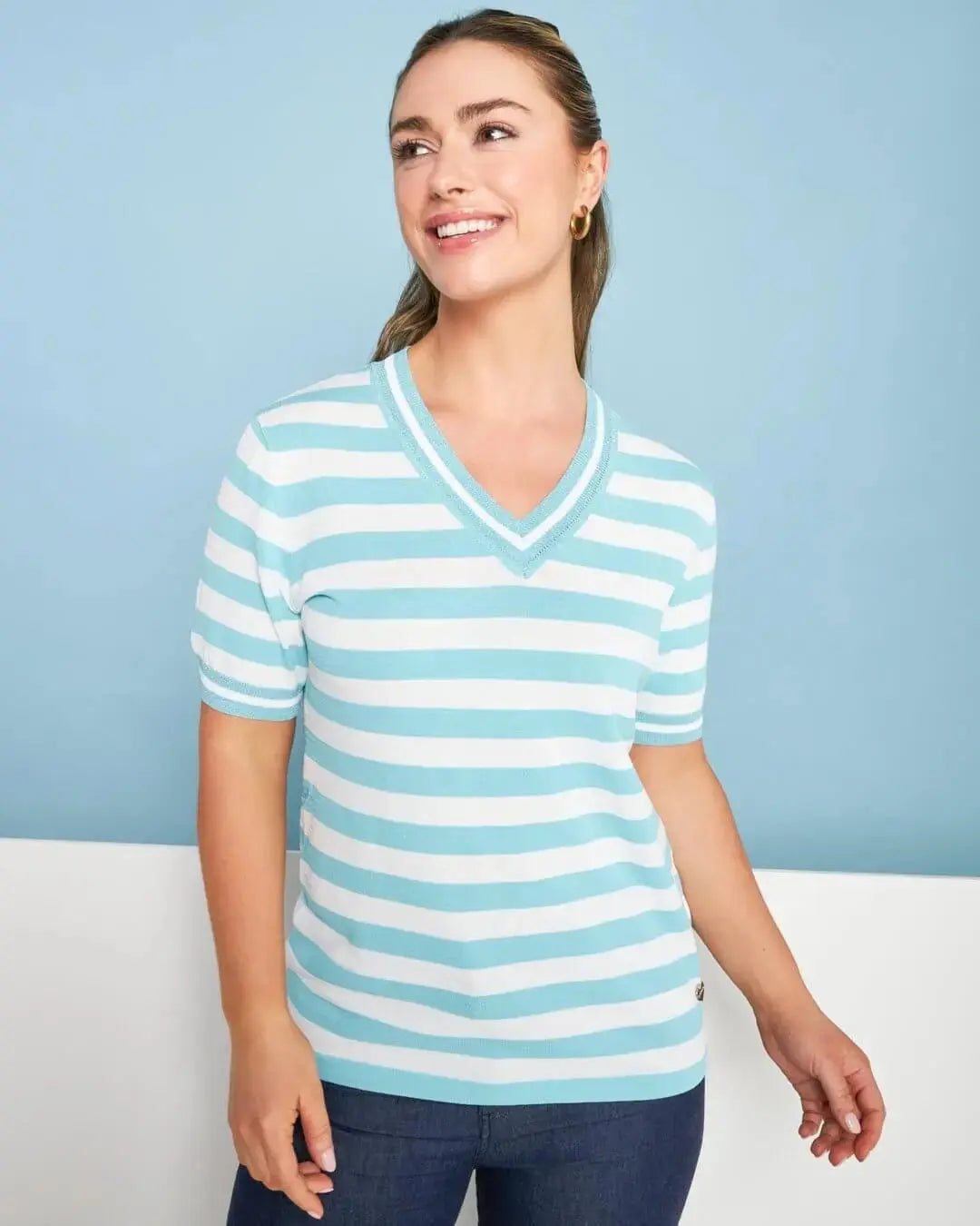 Maglia scollo a V in filato di misto viscosa a righe con profili lurex ACQUA DORABELLA XL