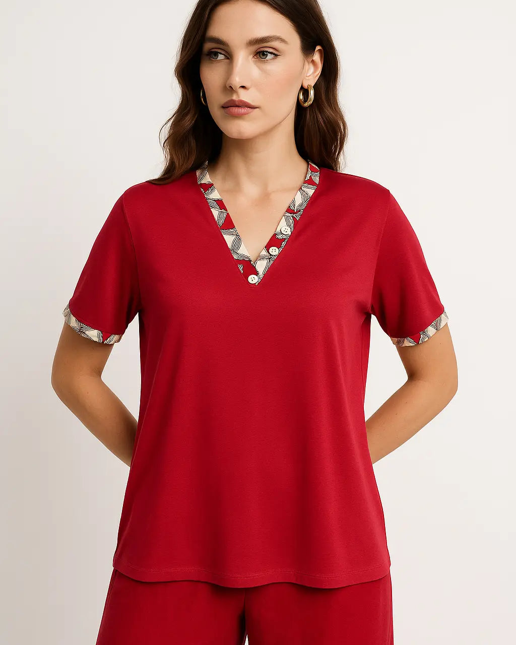Maglia scollo a "V" con profili fantasia e bottoni DORABELLA PIU'