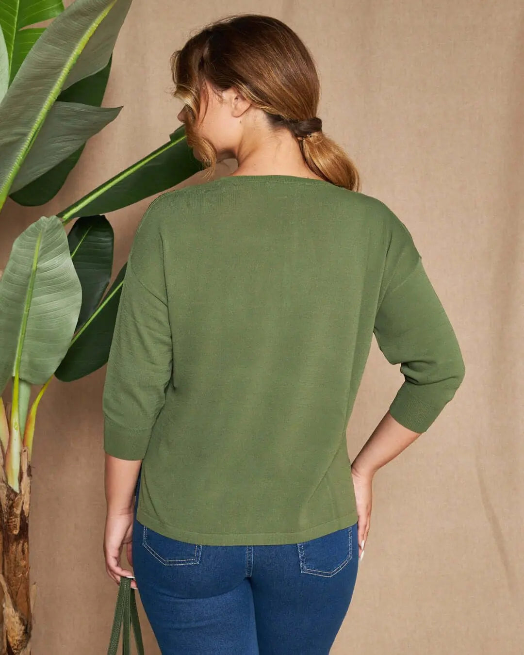 Maglia scollo a barca in filato di misto viscosa con borchie VERDE MILITARE DORABELLA