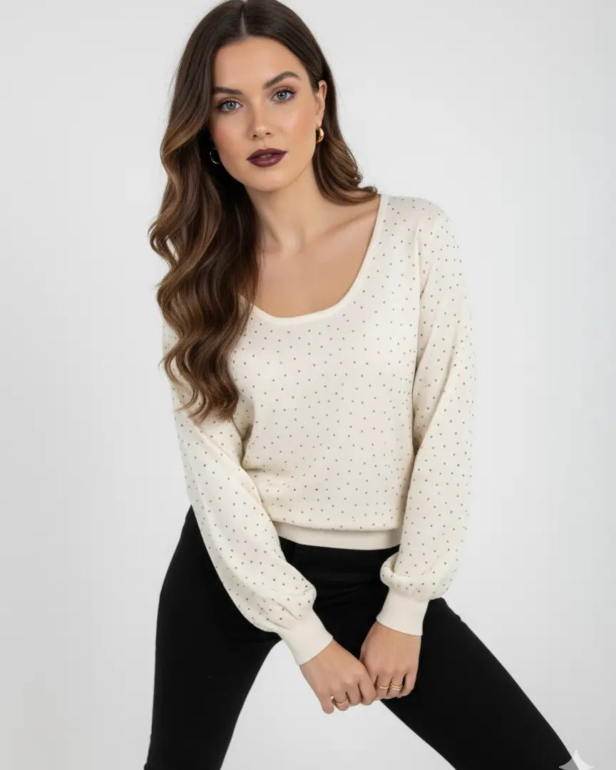 Maglia scollo madonna con applicazioni strass DORABELLA