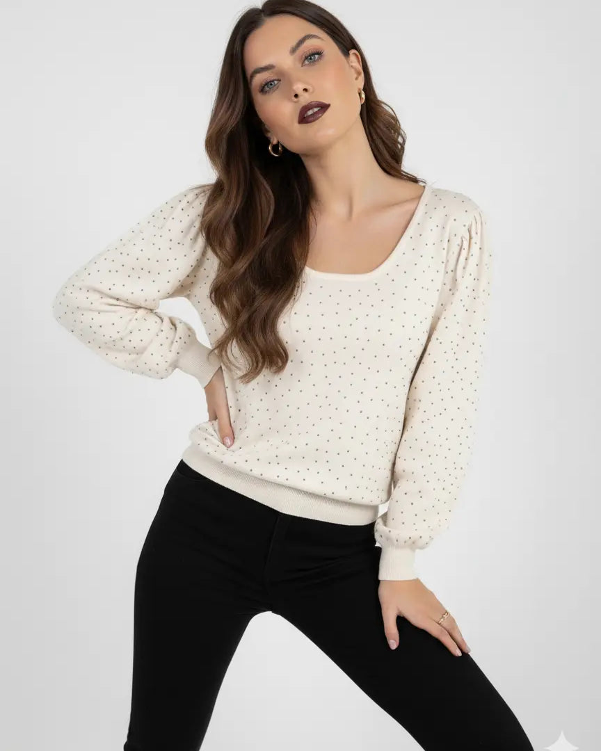 Maglia scollo madonna con applicazioni strass DORABELLA