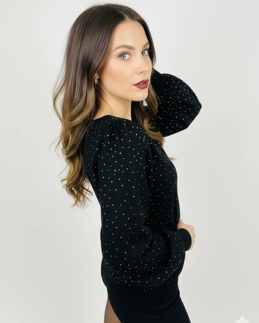 Maglia scollo madonna con applicazioni strass DORABELLA