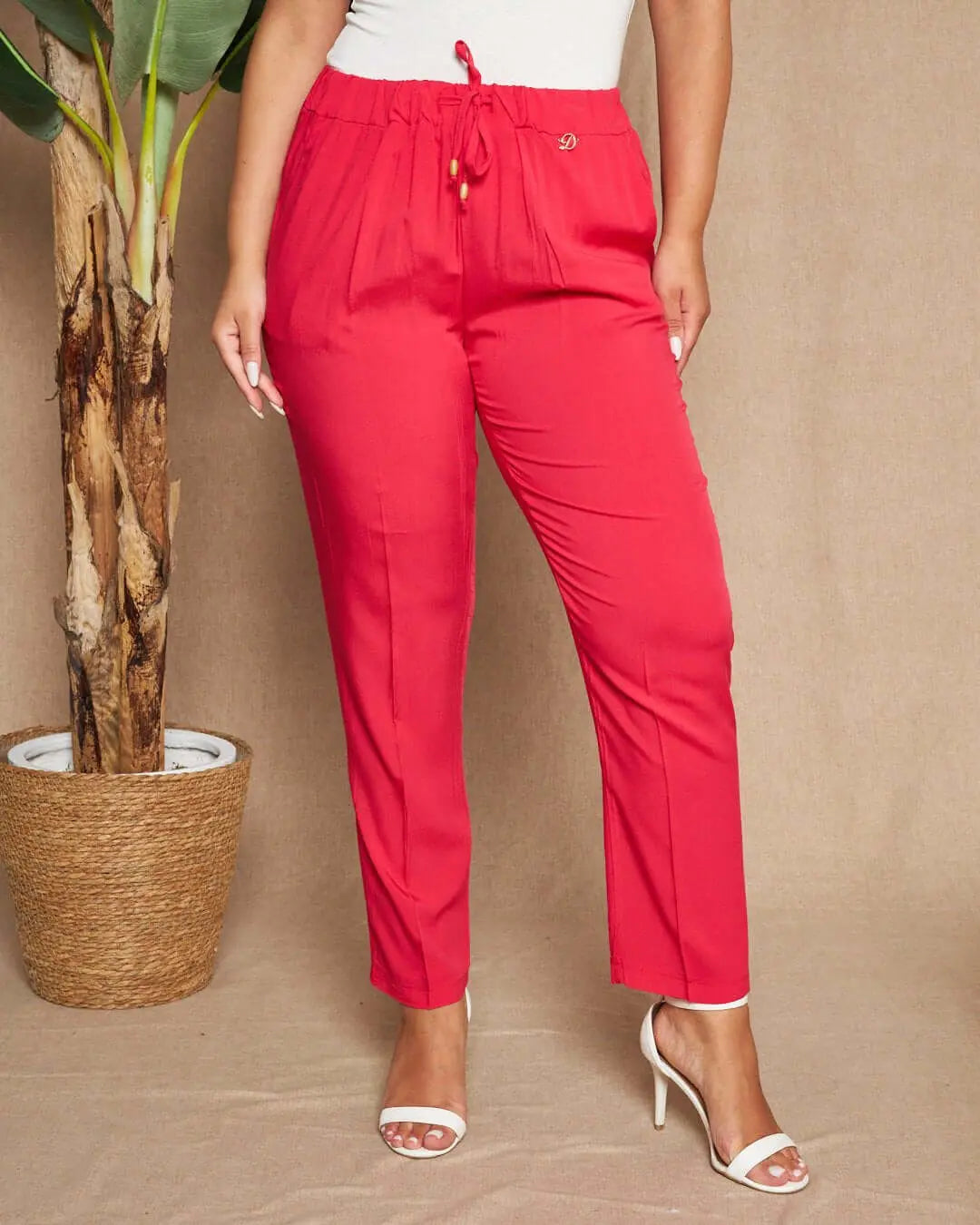 Pantalone a gamba dritta in twill di viscosa tinta unita con coulisse in vita. FRAGOLA DORABELLA