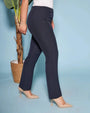 Pantalone a sigaretta in cady elasticizzato con bottoni in tinta DORABELLA
