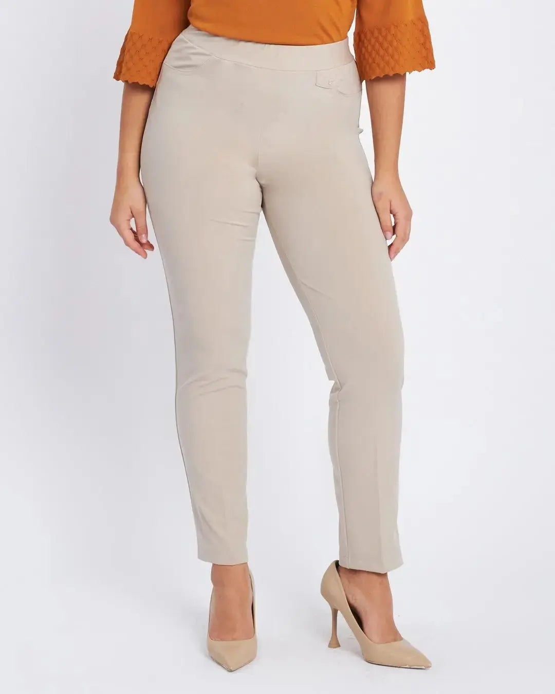 Pantalone basic con frisi posteriori SABBIA DORABELLA 54