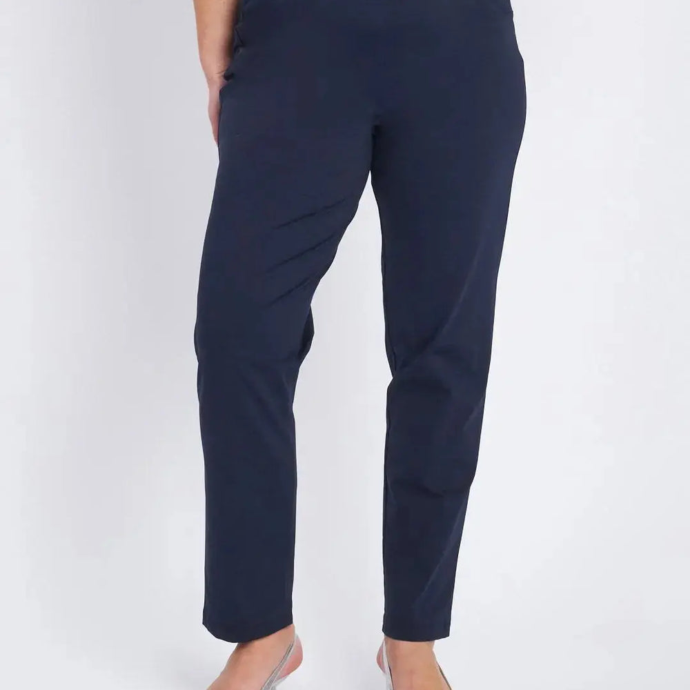 Pantalone basic con taglio push up posteriore BLU DORABELLA PIU' 49